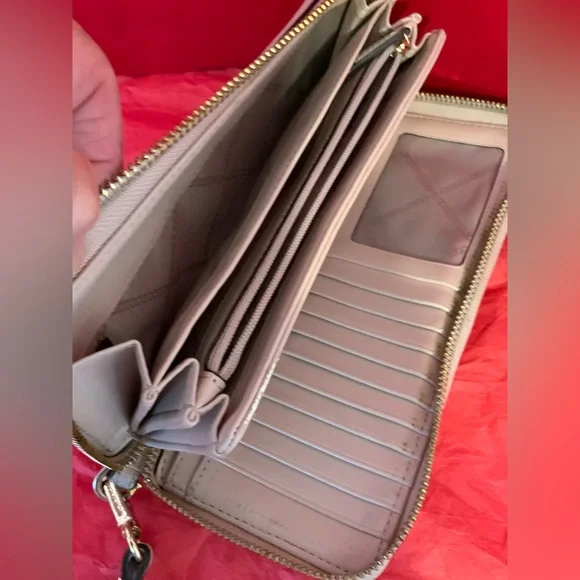 MICHAEL KORS - Picture 10 of 11